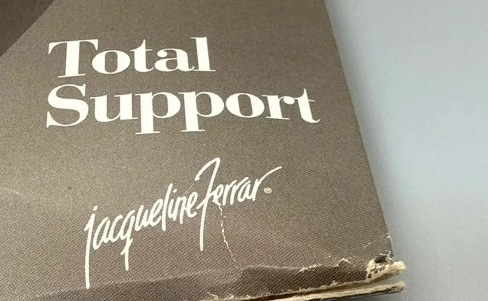 NOS J Ferrar Subtle Shapers Total Support Pantyhose Little Beige Long New Vtg